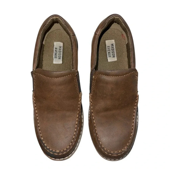 Madison Avenue Kids’ Brown Slip-On Loafers | Size 13.5M - Picture 3 of 6